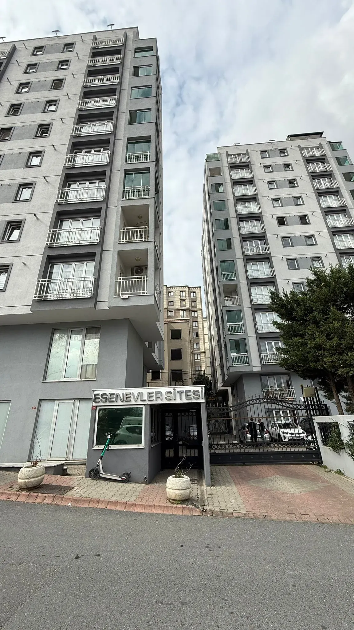 ÜMRANİYE ESENEVLER SİTESİ 9.KAT DUBLEKS 4+1TERAS BALKONLU DAİRE